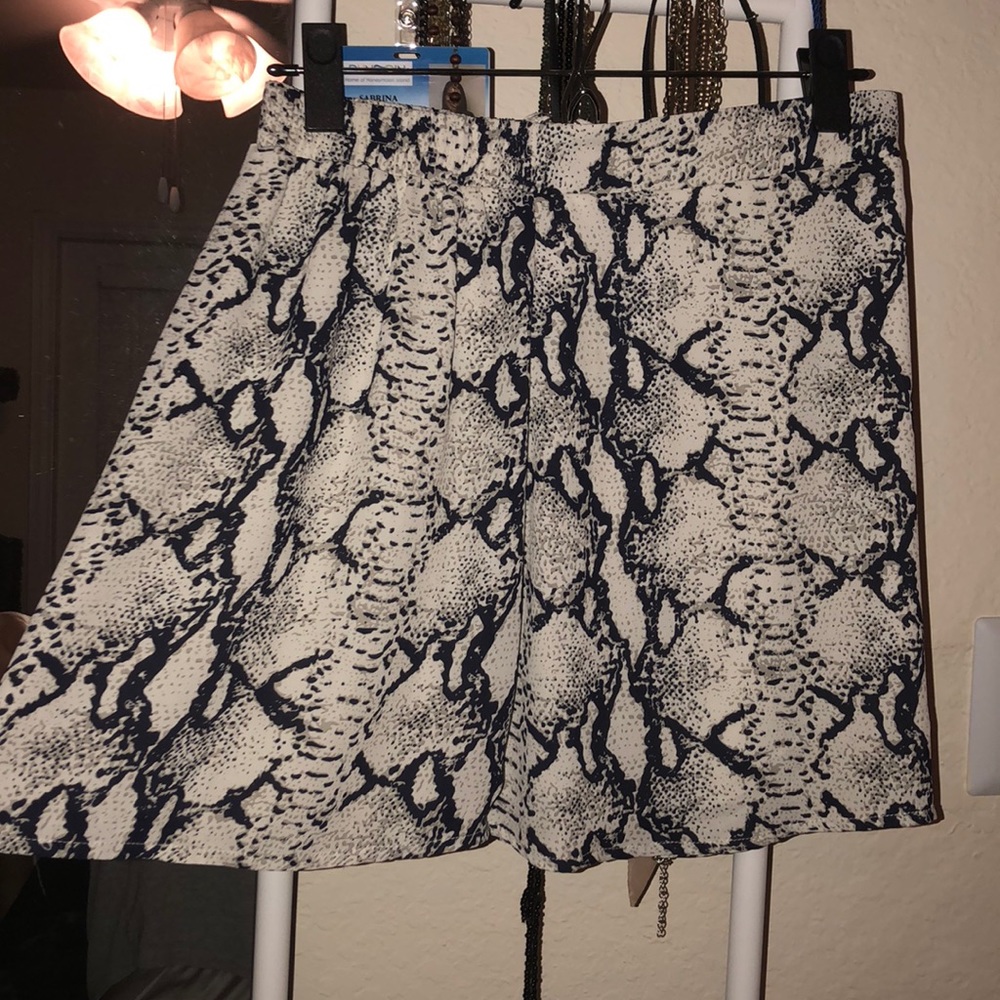 Tobi snake print skirt 🐍